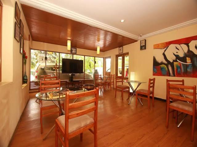 Hotel Sn Munnar Exteriör bild