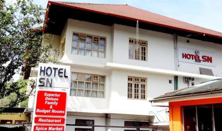 Hotel Sn Munnar Exteriör bild